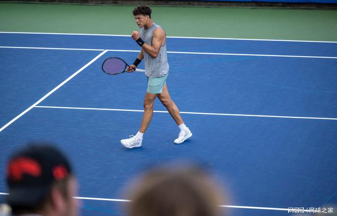 的优势逐渐 的优势逐渐