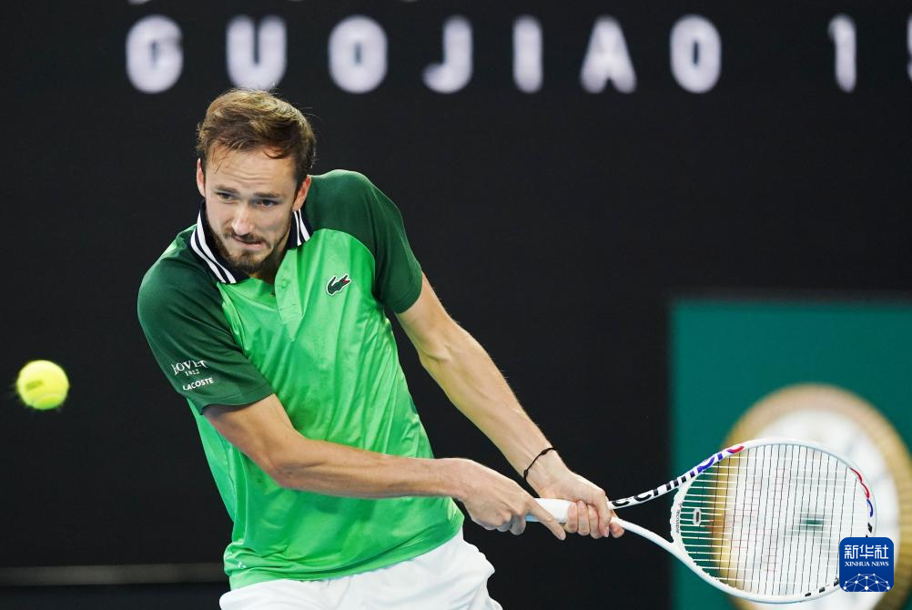 在截止日前 在截止日前